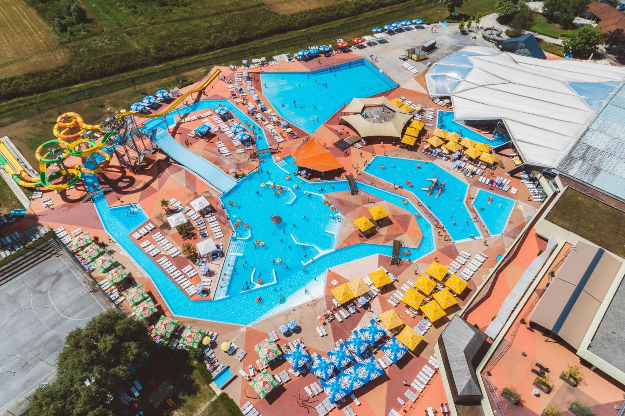 Glamping Tents In Tuhelj With Thermal Riviera Tickets Tuheljske Toplice Exterior photo
